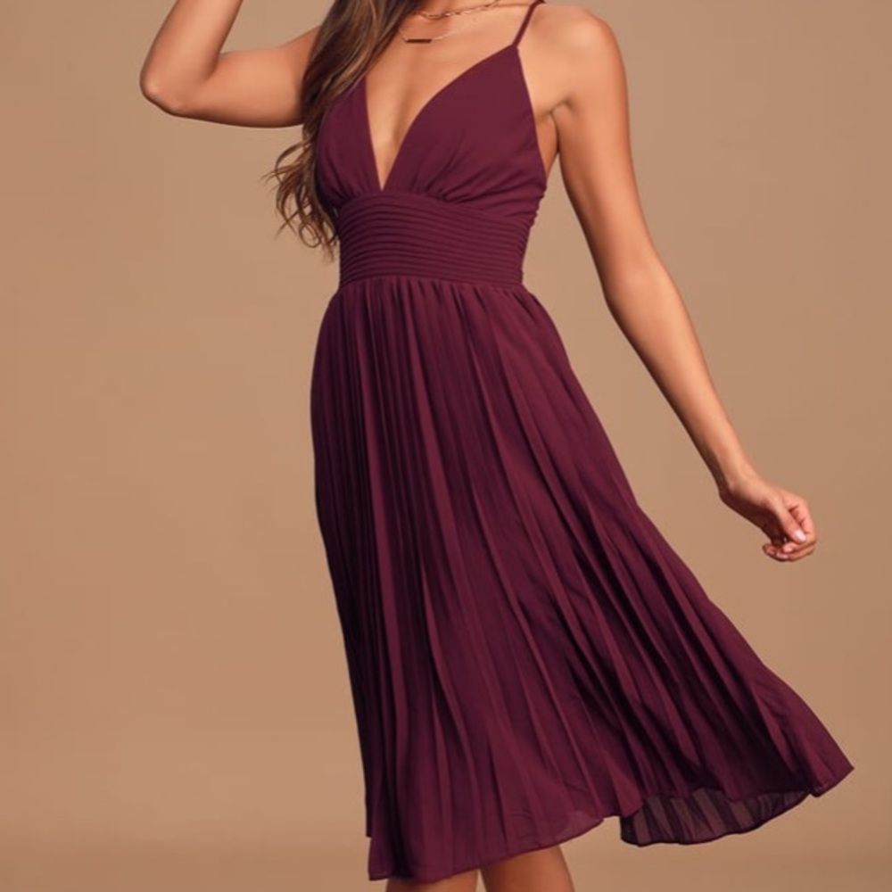 Love Me To The Moon Burgundy Pleated Midi Dress